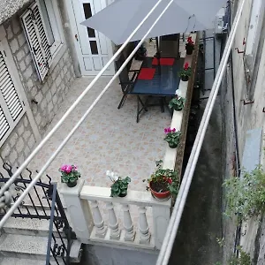 apartment-duje-split-21000-2.splithotels.org/