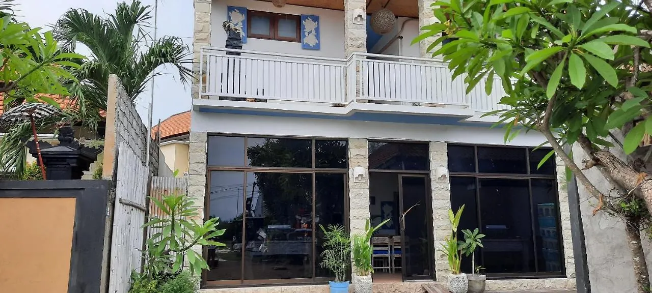 Turtle Island Homestay Sanur